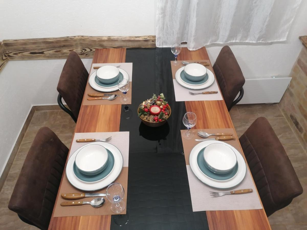 Apartament Vendeghaz Pusztaszemes