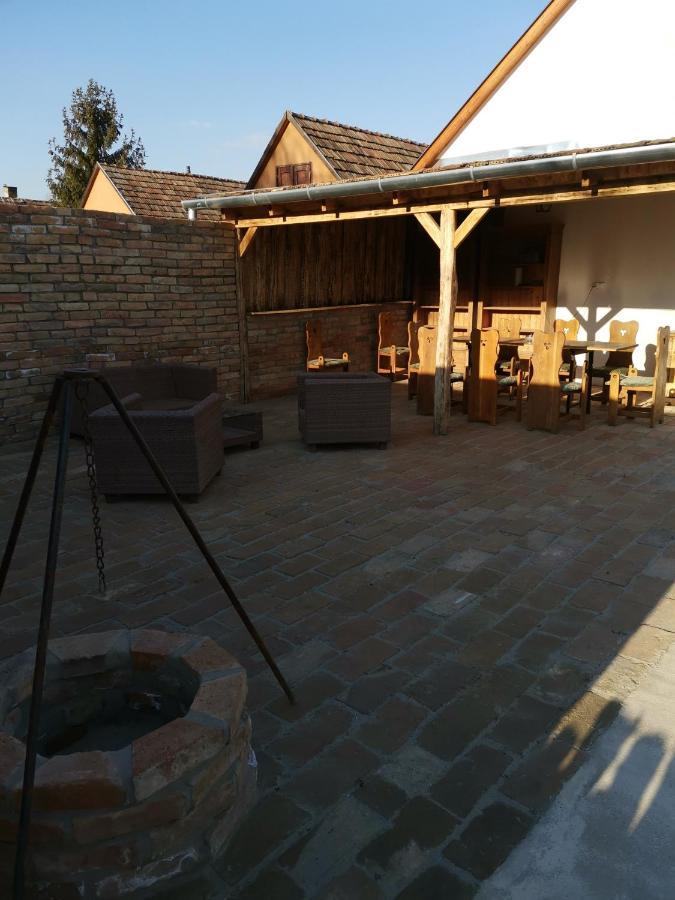 Apartament Vendeghaz *